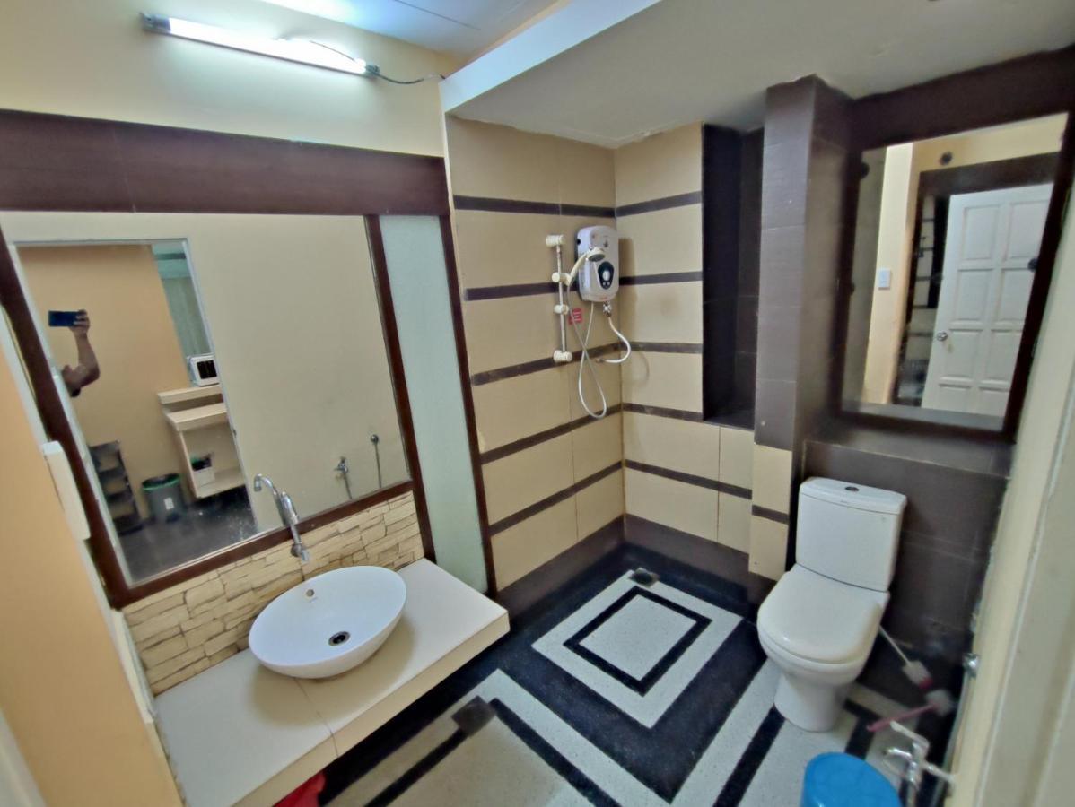 Khalifa Studio Apartment Kota Bharu - Private Bagian luar foto